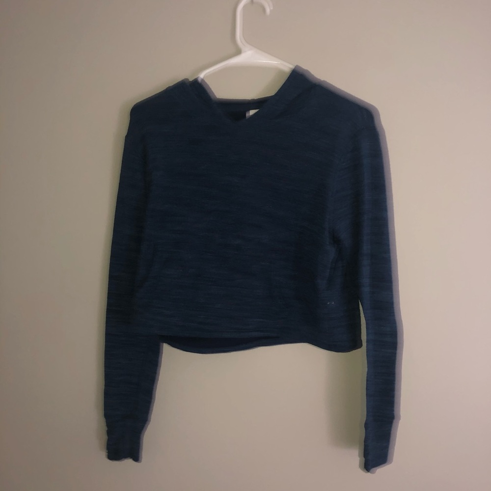 Athleta Cropped sweatshirt